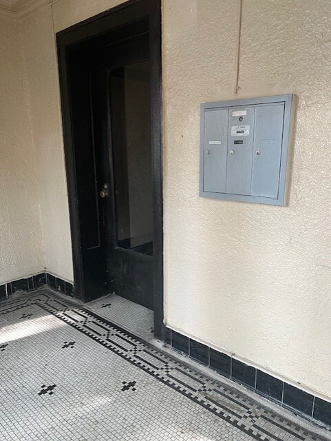 8116 S Ingleside Ave in Chicago, IL - Building Photo - Building Photo