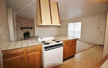 10253 Sweet Gum St in Dallas, TX - Building Photo - Building Photo