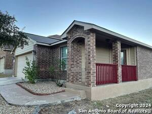 5631 Wayne Path in San Antonio, TX - Building Photo