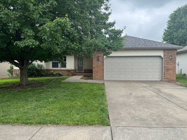 property at 4422 W Tarkio St