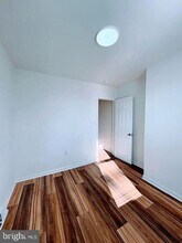 152 W Wishart St in Philadelphia, PA - Building Photo - Building Photo