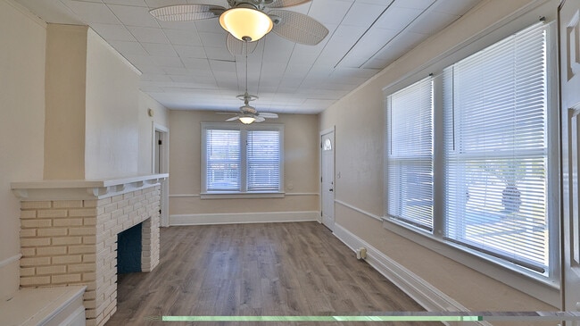 201 N Wild Olive Ave, Unit 1 in Daytona Beach, FL - Building Photo - Building Photo