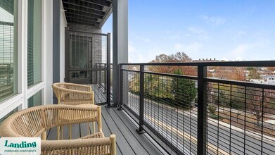 1215 N Fayette St in Alexandria, VA - Foto de edificio - Building Photo