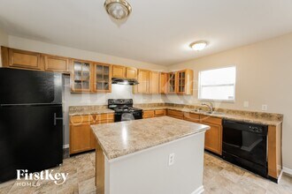 11427 Arches Dr in Indianapolis, IN - Building Photo - Building Photo