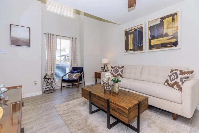 Turtle Pointe Apartments