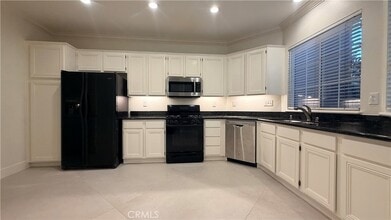 449 Ridgeway in Irvine, CA - Building Photo - Building Photo