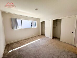 411 College Ave in Palo Alto, CA - Building Photo - Building Photo