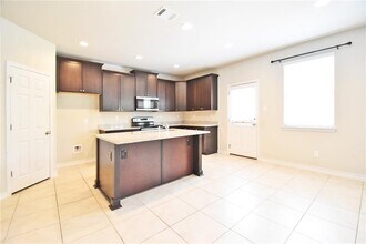 548 Appalachian Trl in Leander, TX - Building Photo - Building Photo