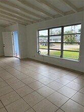 2122 Shawnee St in Sarasota, FL - Building Photo - Building Photo