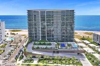 900 N Ocean Blvd, Unit 302 in Pompano Beach, FL - Building Photo - Building Photo