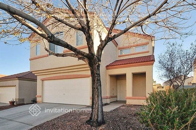 property at 7621 Eminence Ct