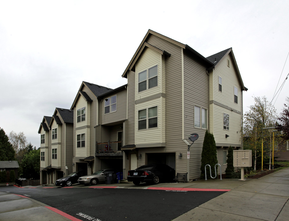 Craftline Townhomes in Portland, OR - Foto de edificio