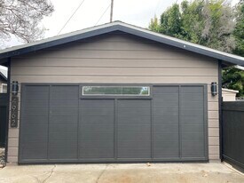 4962 Columbus Ave in Sherman Oaks, CA - Building Photo