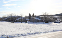 Emerald Court Apartments in Chittenango, NY - Foto de edificio - Building Photo