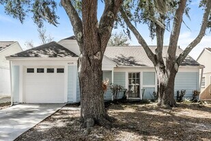 4059 Forecast Dr in Brandon, FL - Building Photo