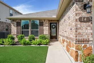 14 Desert Sun Ct in Manvel, TX - Building Photo - Building Photo