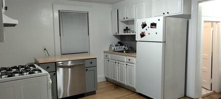39 Nordhoff Pl in Englewood, NJ - Foto de edificio - Building Photo