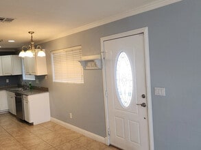 318 Fife St in Henderson, NV - Building Photo - Building Photo