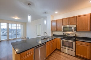 5 Corners in Essex Junction, VT - Building Photo