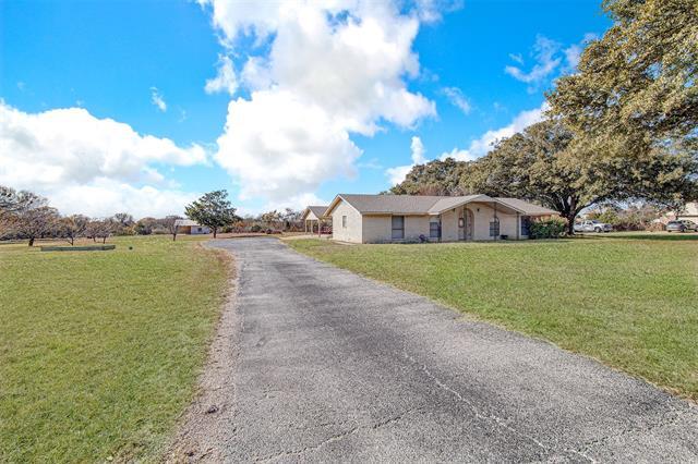 243 Hcr 3131 in Hillsboro, TX - Building Photo