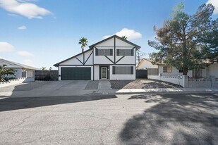 809 Peacock Ct in Las Vegas, NV - Building Photo