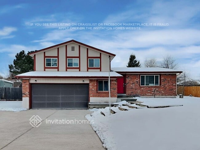 property at 2853 S Biscay Ct