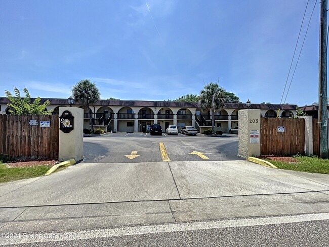 property at 205 Palmetto Ave