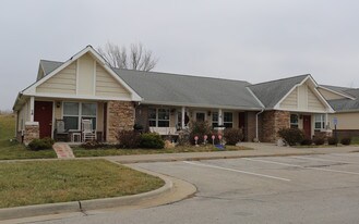 Valley Springs Senior Apartments in De Soto, KS - Building Photo