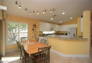 2322 Butterfly Palm Dr in Naples, FL - Building Photo - Building Photo