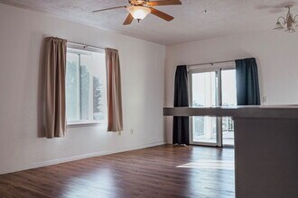 165 Albion Village Way in Sandy, UT - Building Photo - Building Photo