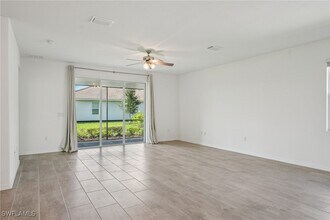 2445 Orchard St in Naples, FL - Building Photo - Building Photo