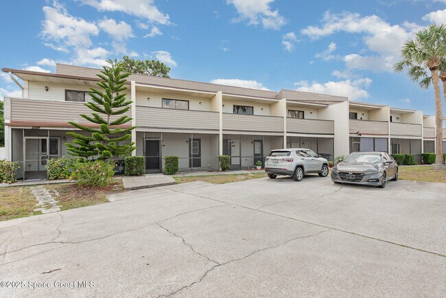 3164 Finsterwald Dr in Titusville, FL - Building Photo - Building Photo