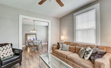 430 E Pennsylvania Ave in Towson, MD - Foto de edificio - Building Photo