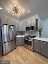 1205 S 4th St in Philadelphia, PA - Foto de edificio - Building Photo