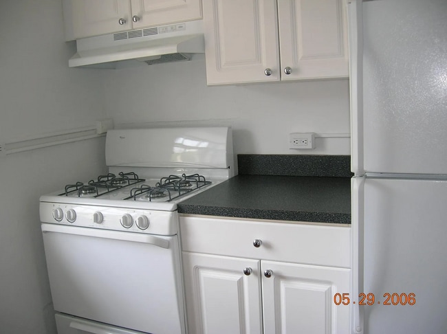 734 North Ter, Unit Multiple Units in Philadelphia, PA - Building Photo - Building Photo