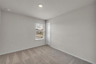 144 Willers Rd in Jarrell, TX - Building Photo - Building Photo