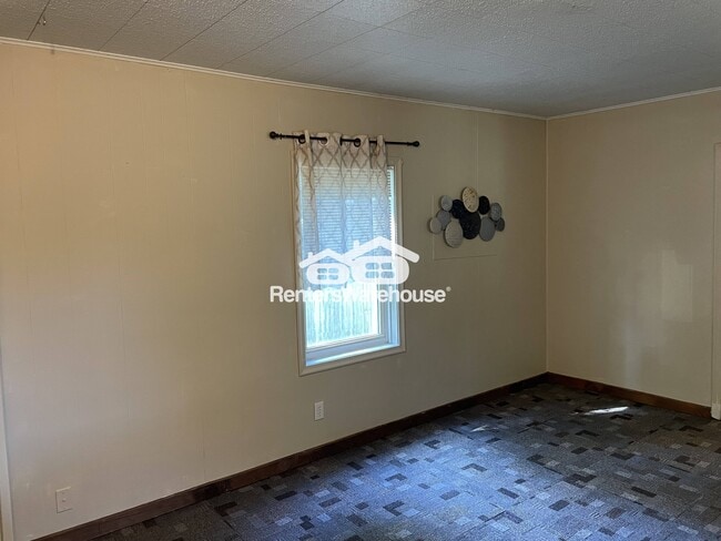 1509 8th St E in Menomonie, WI - Building Photo - Building Photo