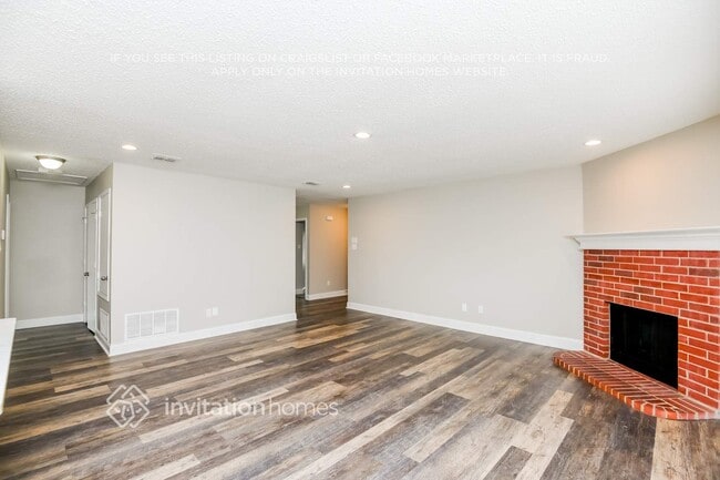 1413 Ridgecrest Dr in Little Elm, TX - Foto de edificio - Building Photo