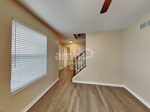 6297 Satin Wood Dr in Burlington, KY - Building Photo - Building Photo