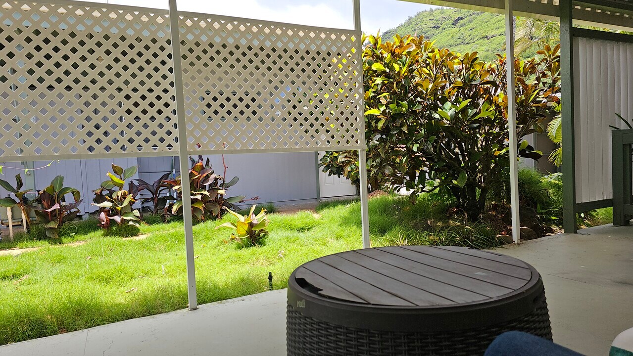439 Kuliouou Rd in Honolulu, HI - Building Photo