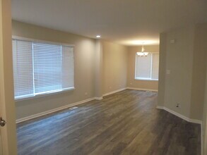 3110 Ronan Dr in Lake In The Hills, IL - Building Photo - Building Photo