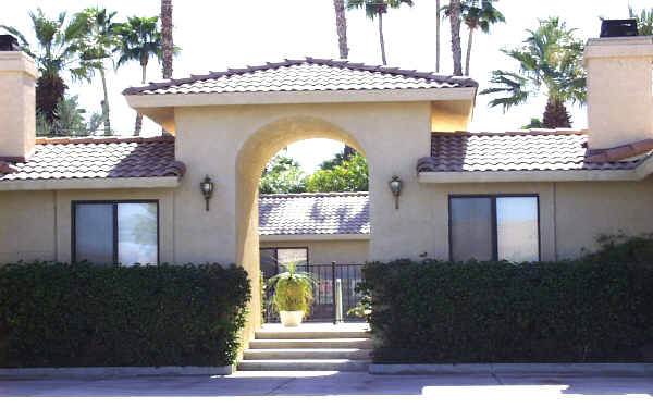 73575 Shadow Mountain Dr in Palm Desert, CA - Building Photo