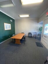 105 W Main St in Perry, FL - Foto de edificio - Building Photo