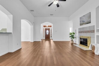 8506 Willancy Ln in Houston, TX - Building Photo - Building Photo