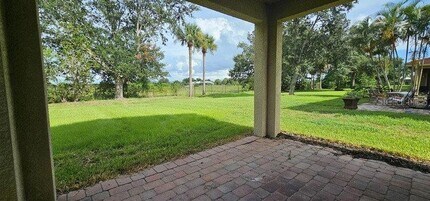 4189 River Bank Way in Port Charlotte, FL - Building Photo - Building Photo