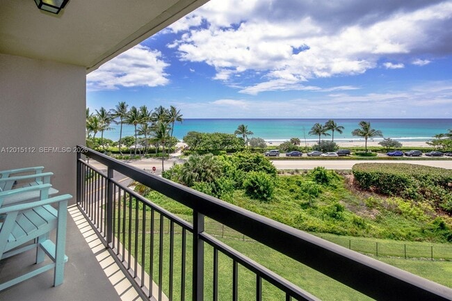 property at 101 S Seas Dr