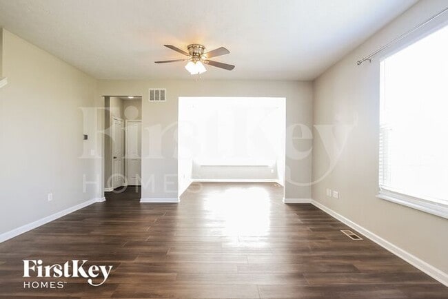 10452 Hunters Crossing Blvd in Indianapolis, IN - Building Photo - Building Photo