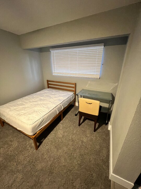 2813 Kings Way in Las Vegas, NV - Building Photo