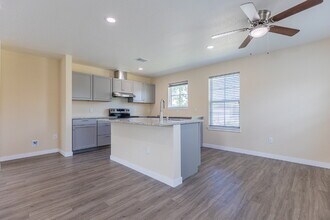 5534 Painted Horse St in San Antonio, TX - Building Photo - Building Photo