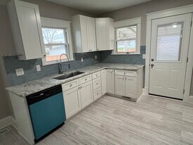 109 Harvey St in Struthers, OH - Building Photo